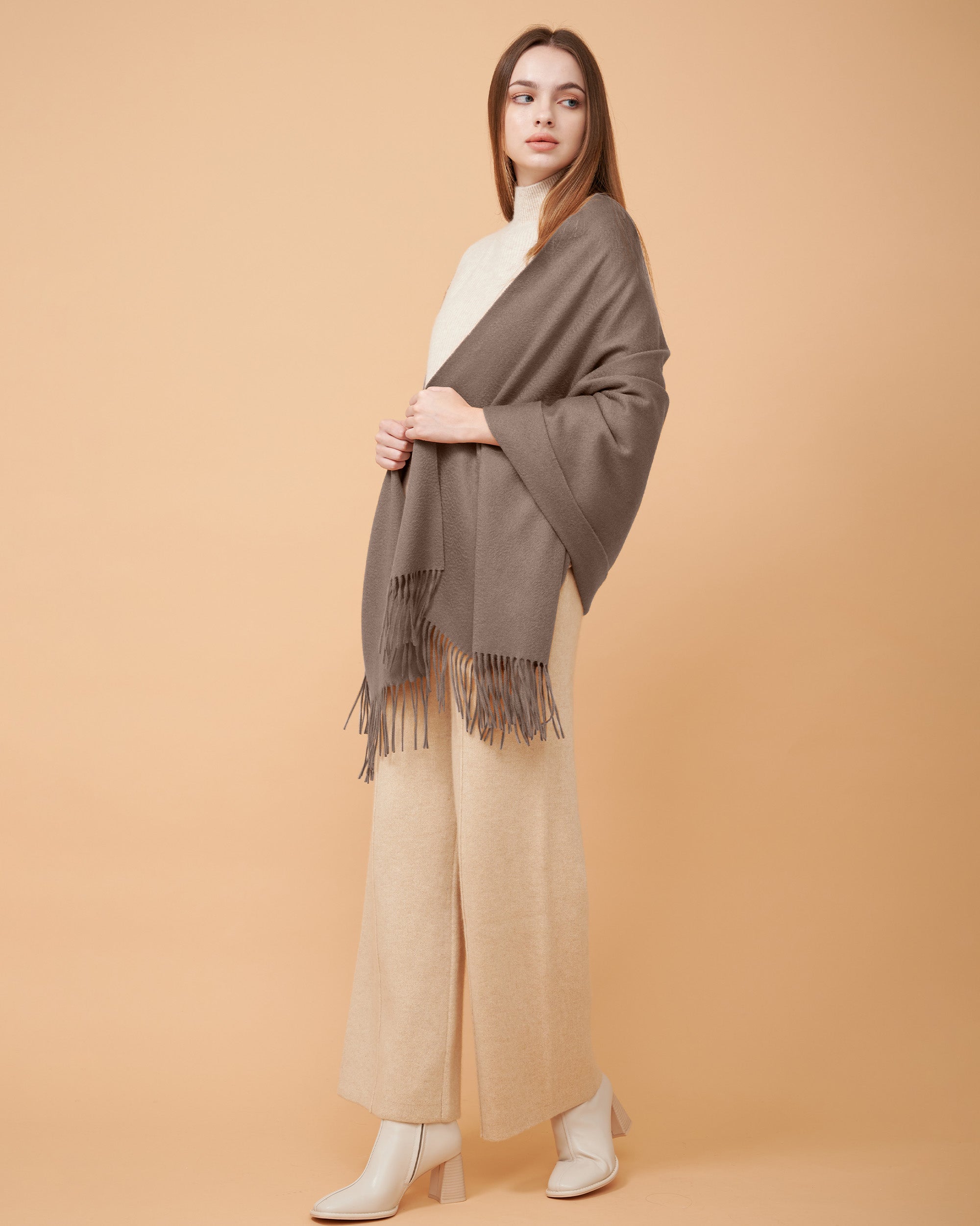 Cashmere Scarf , High Quality Scarf , Cashmere Maple Scarf , 100% Cashmere Scarf , Scarf For All Seasons , Made By Davinii , Side Image