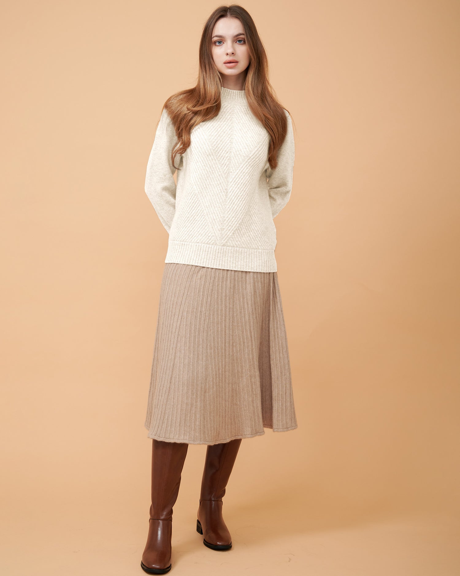 A front view of a cashmere sweater .sleek and sliming , very smooth & very comfy , DAVINII
