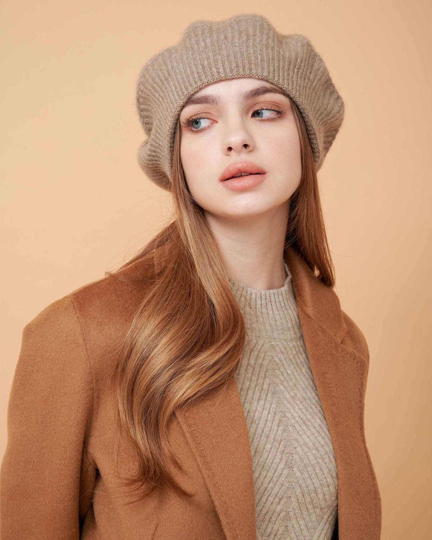 Cashmere Hat , High Quality Hat , Cashmere Taupe Hat , 100% Cashmere Hat , Hat For All Seasons , Made By Davinii , Straight Image