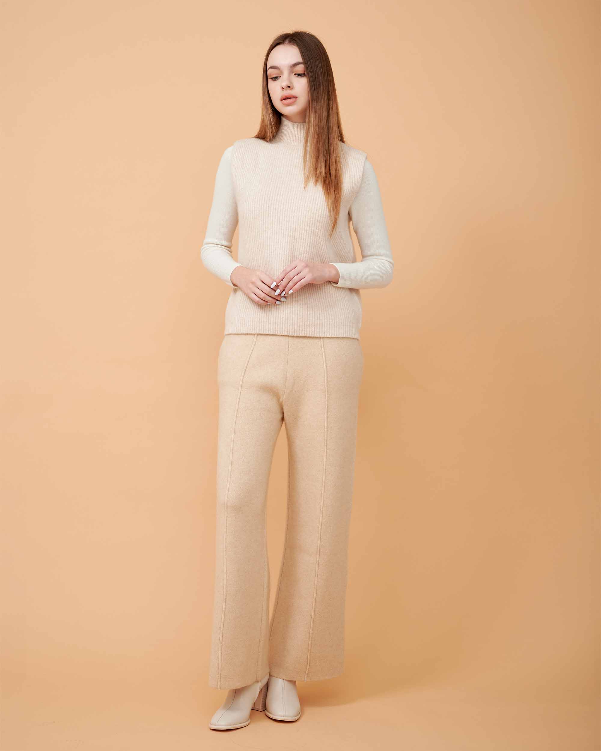 A front view of cashmere pant , values money and comfortness , smooth and comfy for every skin type
