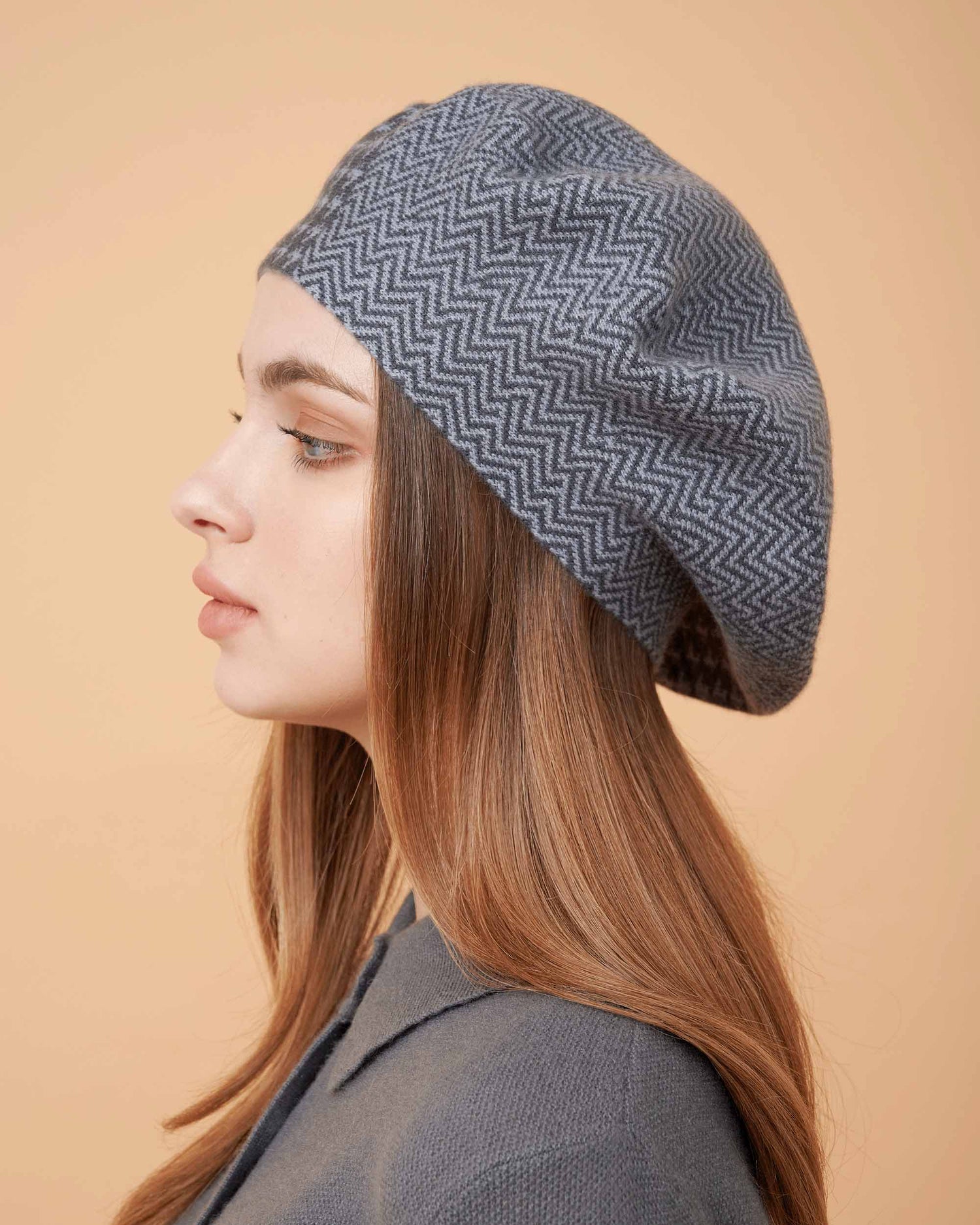 Cashmere Hat , High Quality Hat , 100% Cashmere Hat , Hat For All Seasons , Made By Davinii , Side Image
