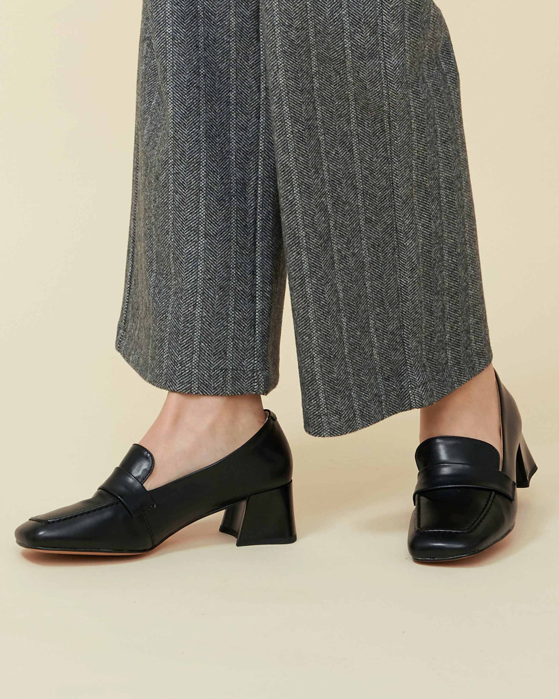 Leather square loafer , black , vey comfy and soft wear , DAVINII