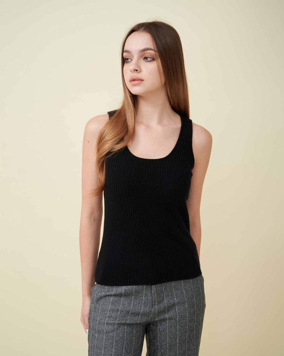 A front view of a ribbed tank top , fully fit , 100% cashmere , soft and comfy , DAVINII