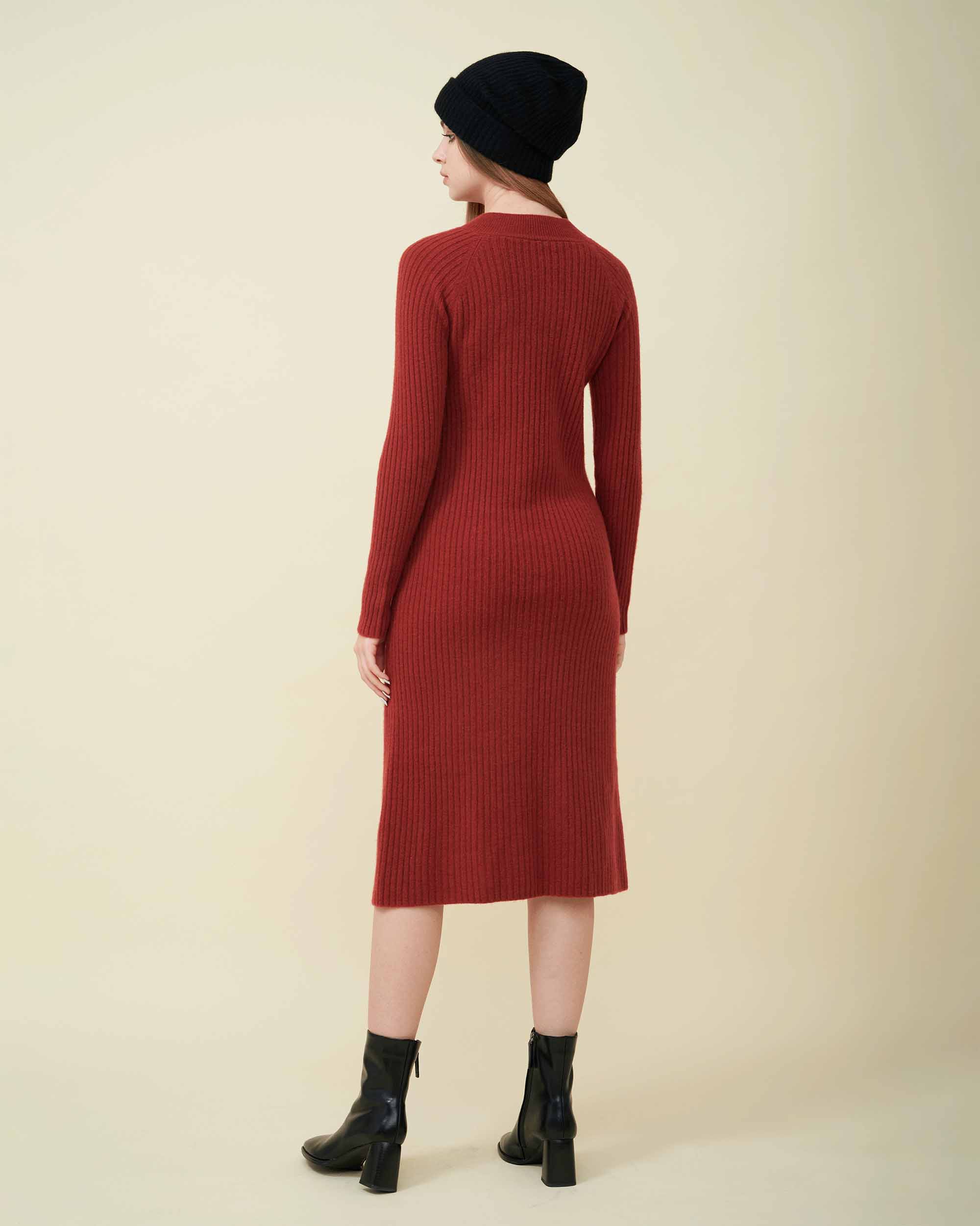 A back view of a wool sweater dress , rib knit texture , Confident look , DAVINII