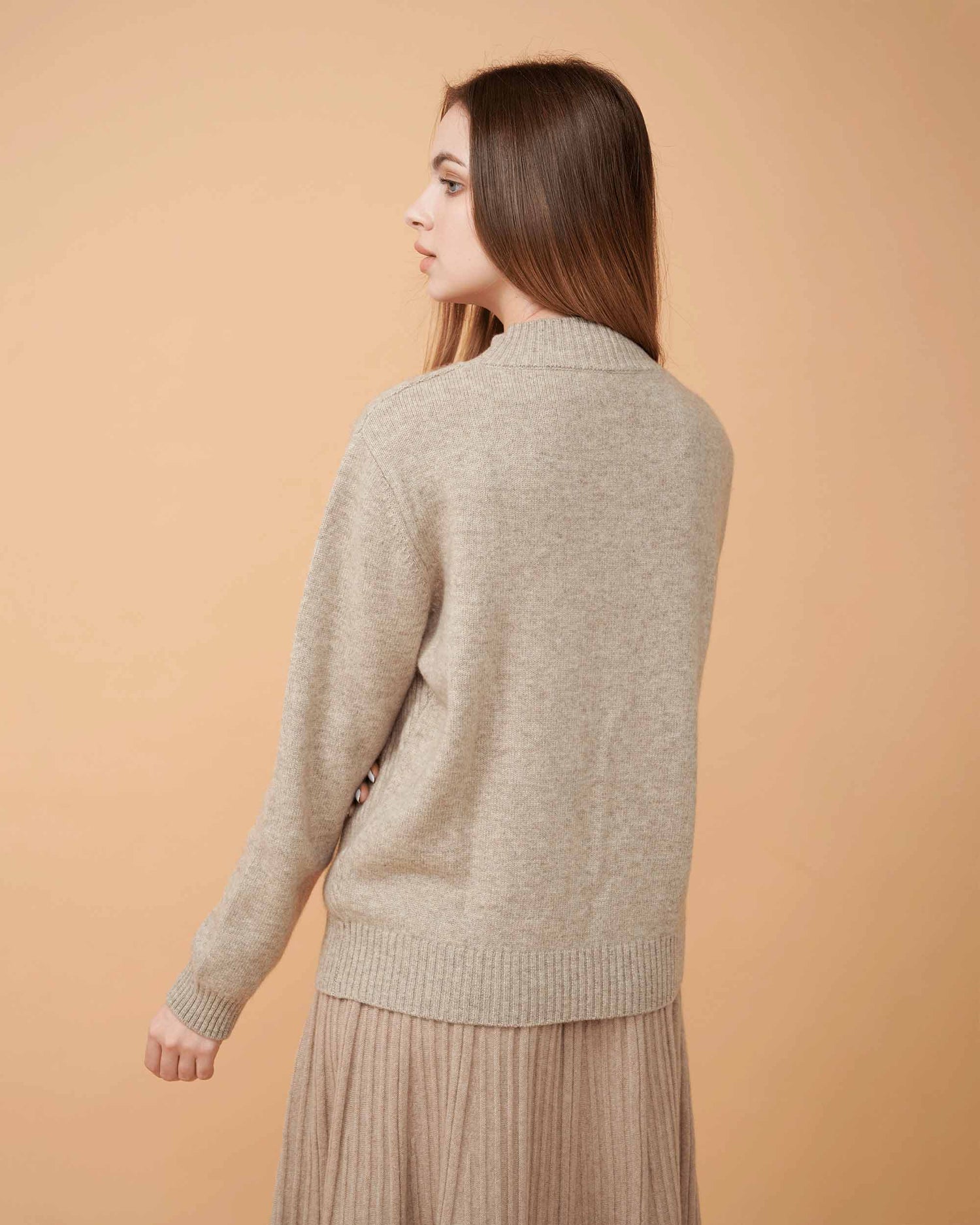 A backview of a cashmere sweater .sleek and sliming , very smooth &amp; very comfy , DAVINII